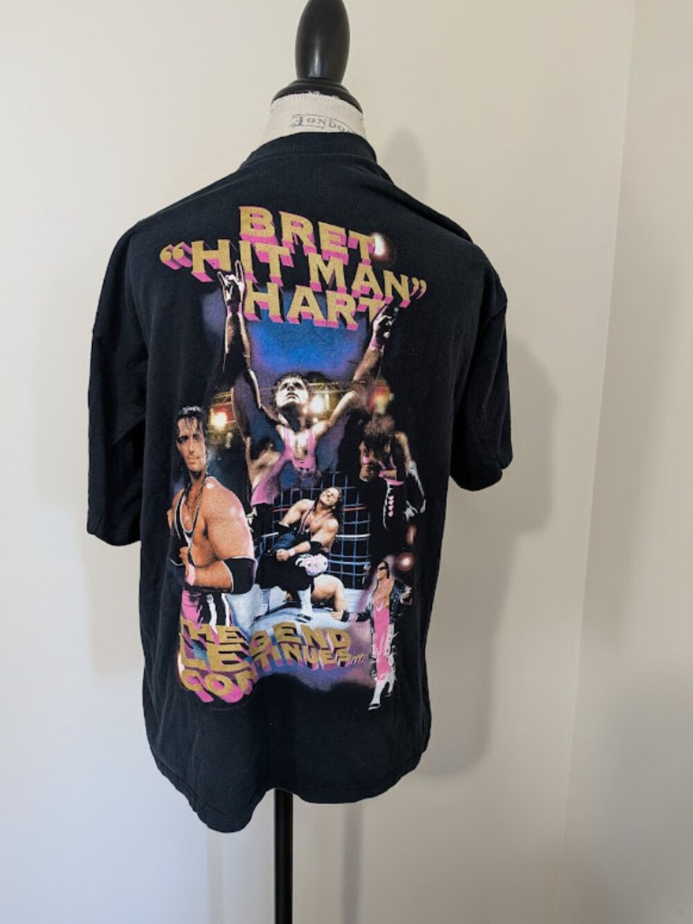 Bret "Hit Man" Hart "The Legend continues" vintage official WWF shirt